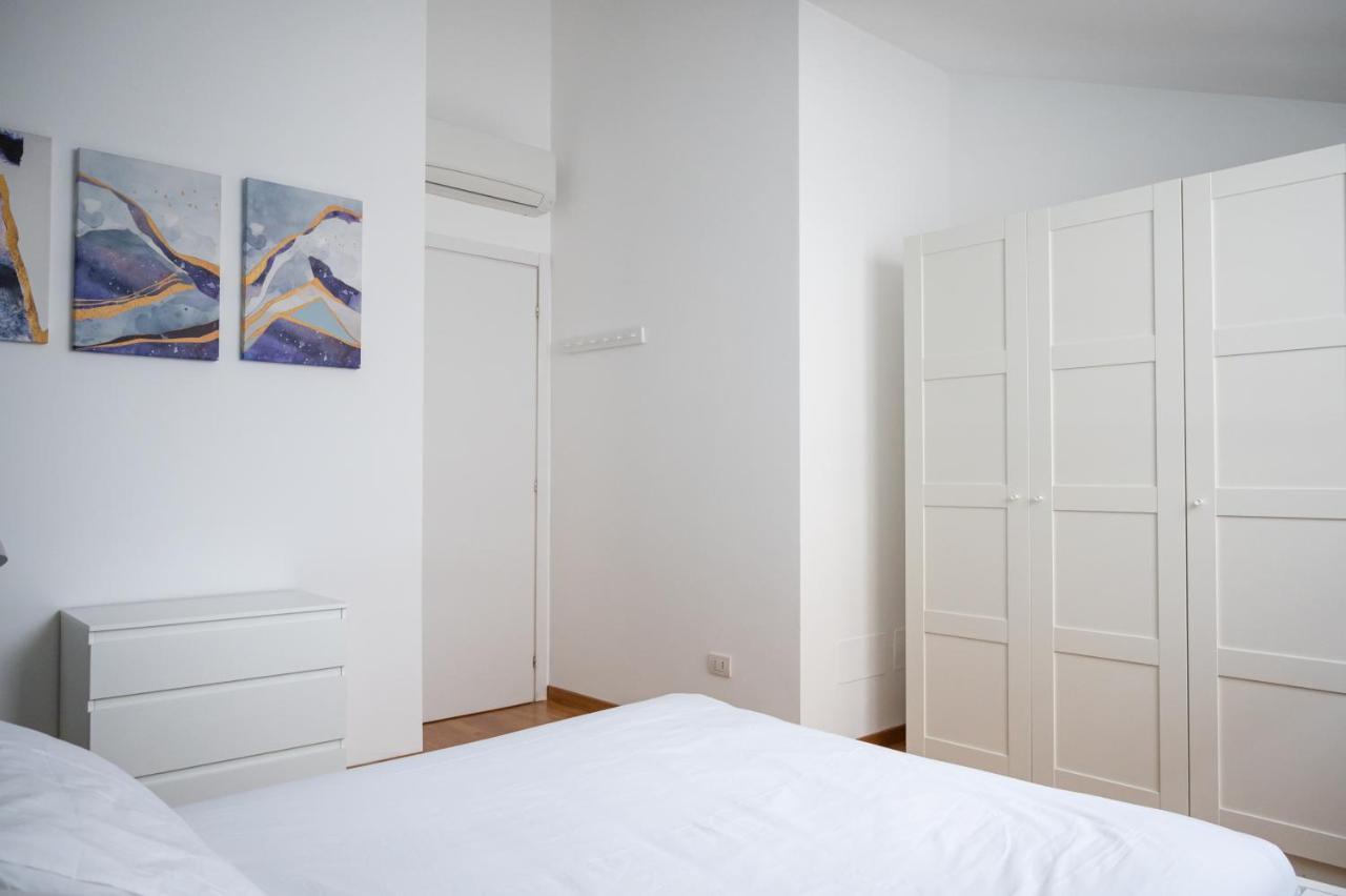 Trilocale Zona Farini/Isola Apartment Милано Екстериор снимка