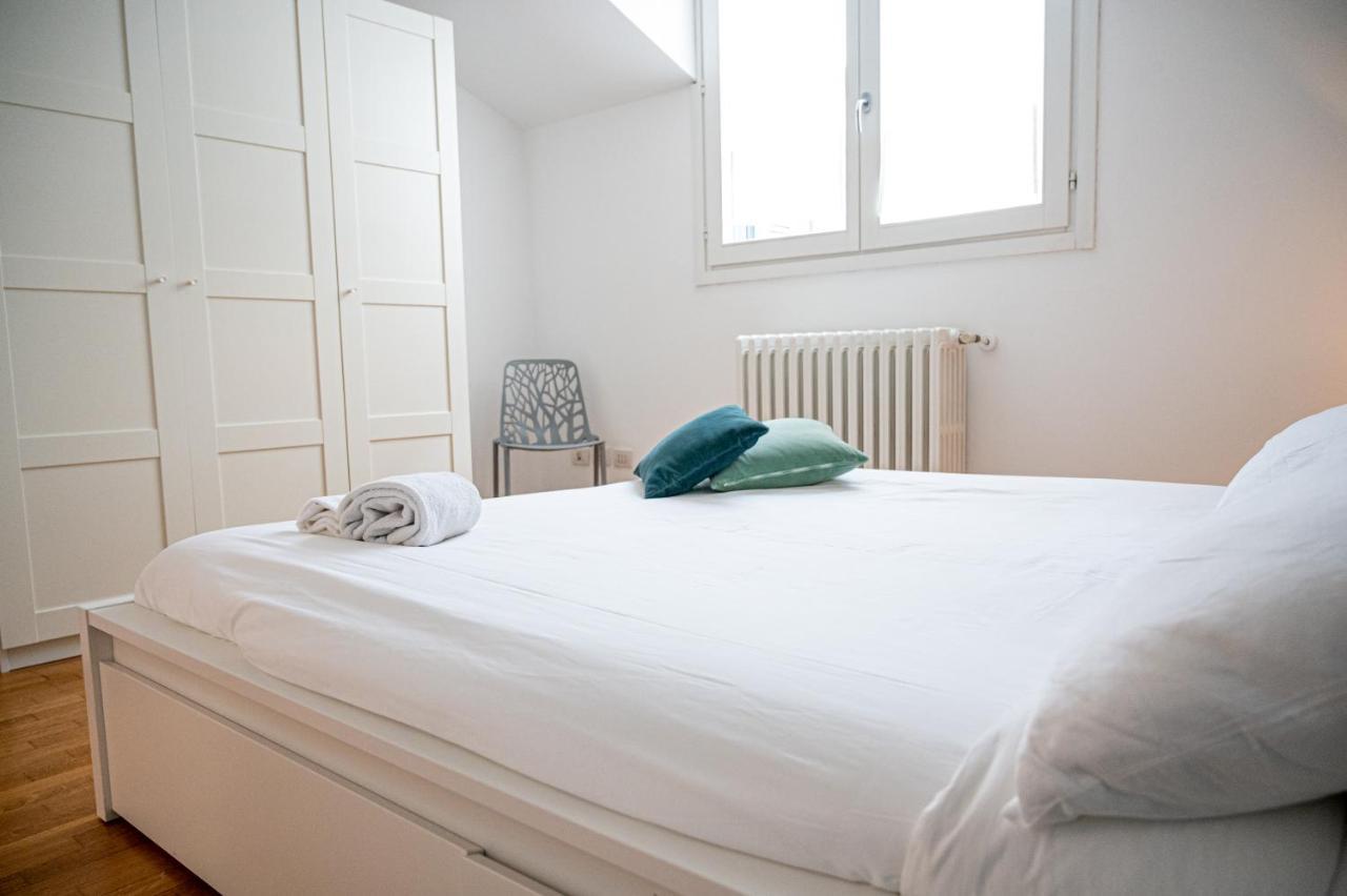 Trilocale Zona Farini/Isola Apartment Милано Екстериор снимка